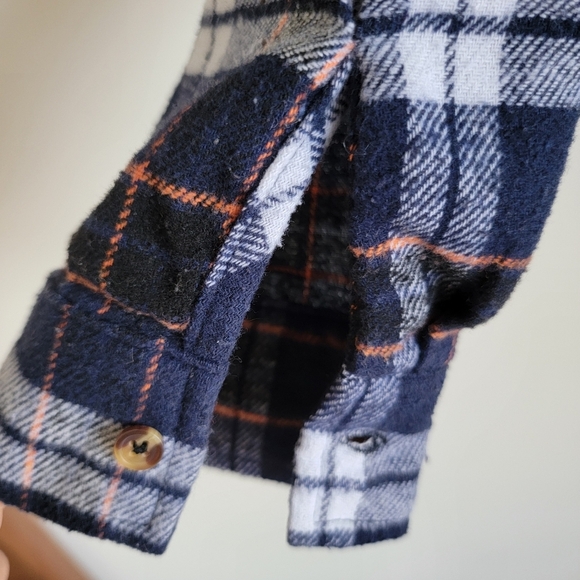 CiSono Plaid Cropped Overshirt Layering Transitional Flannel Piece for Spring - Picture 3 of 7